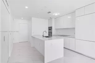 700 NE 24th St, Miami, FL 33137 - Photo 5