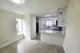 8891 SW 36th St, Miami, FL 33165 - Photo 3