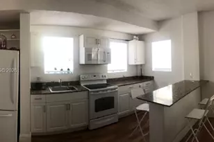 737 Jefferson Ave, Miami Beach, FL 33139 - Photo 3