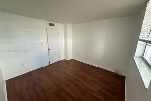 5055 NW 7th St, Miami, FL 33126 - Photo 11