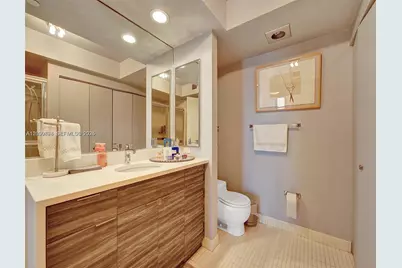 20281 E Country Club Dr #1609, Aventura, FL 33180 - Photo 13