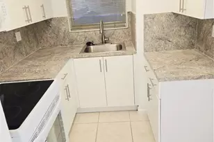 8821 W Flagler St, Miami, FL 33174 - Photo 25