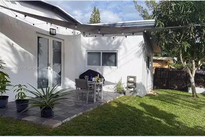 1030 NE 81st St, Miami, FL 33138 - Photo 21