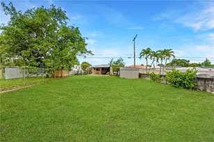 121 SW 71st Ave, Miami, FL 33144 - Photo 3