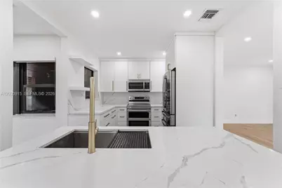 121 SW 71st Ave, Miami, FL 33144 - Photo 5