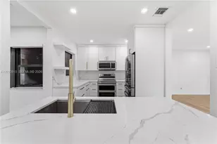 121 SW 71st Ave, Miami, FL 33144 - Photo 5