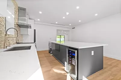 665 NE 117th St #665, Biscayne Park, FL 33161 - Photo 13