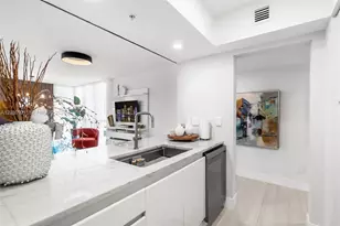 1500 Ocean Dr, Miami Beach, FL 33139 - Photo 11