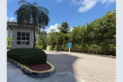 19380 Collins Ave #PH-11, Sunny Isles Beach, FL 33160 - Photo 25