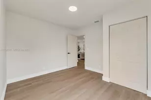 2651 Fletcher Ct, Hollywood, FL 33020 - Photo 11