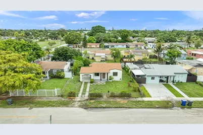 2651 Fletcher Ct, Hollywood, FL 33020 - Photo 17