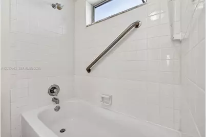 6070 NW 64th Ave #308, Tamarac, FL 33319 - Photo 23