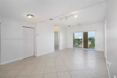 2280 SW 32nd Ave #605, Miami, FL 33145 - Photo 13