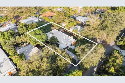 665 NE 117th St, Biscayne Park, FL 33161 - Photo 41