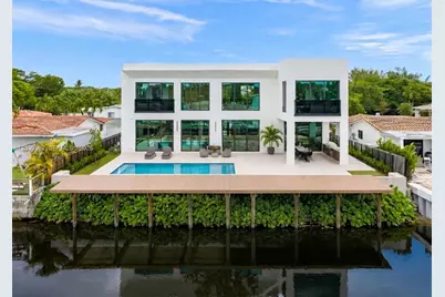 2380 NE 196th St, Miami, FL 33180 - Photo 13