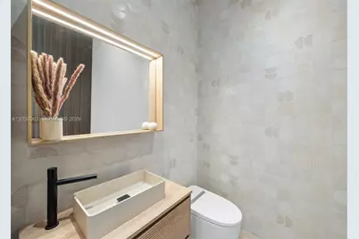 2380 NE 196th St, Miami, FL 33180 - Photo 53