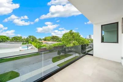 2380 NE 196th St, Miami, FL 33180 - Photo 47