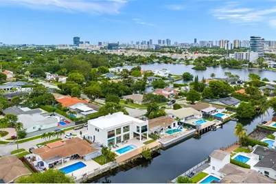 2380 NE 196th St, Miami, FL 33180 - Photo 37