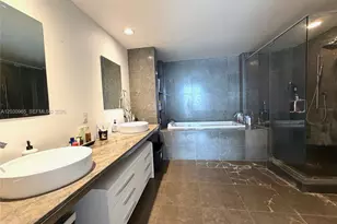 475 Brickell Ave, Miami, FL 33131 - Photo 15