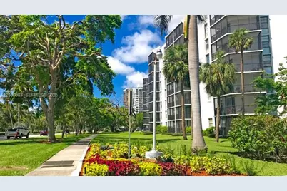 3475 N Country Club Dr #608, Aventura, FL 33180 - Photo 1