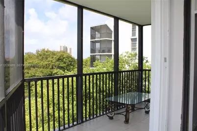 3475 N Country Club Dr #608, Aventura, FL 33180 - Photo 9