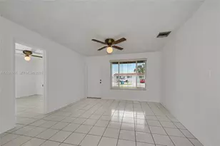 3210 SW 94th Ct, Miami, FL 33165 - Photo 15