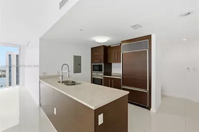 465 Brickell Ave #3202, Miami, FL 33131 - Photo 5