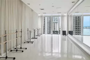 465 Brickell Ave, Miami, FL 33131 - Photo 27