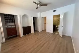 192 SW 96th Ave, Plantation, FL 33324 - Photo 11