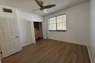192 SW 96th Ave, Plantation, FL 33324 - Photo 13