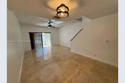 192 SW 96th Ave #192, Plantation, FL 33324 - Photo 5