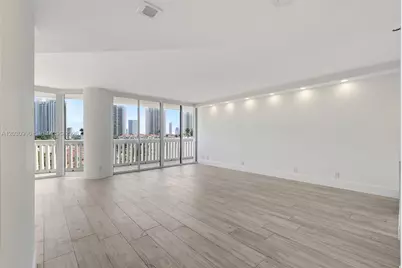 1000 Island Blvd #707, Aventura, FL 33160 - Photo 5