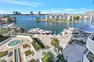 1000 Island Blvd, Aventura, FL 33160 - Photo 37
