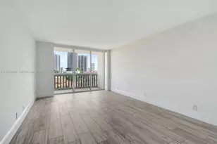 1000 Island Blvd, Aventura, FL 33160 - Photo 43