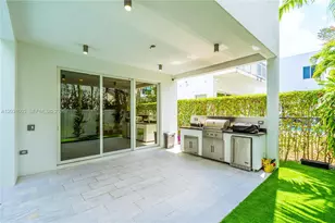 10267 NW 75th Terrace, Doral, FL 33178 - Photo 21
