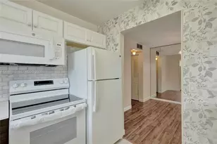 47 Camden, West Palm Beach, FL 33417 - Photo 9