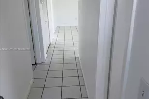 2001 Bay Dr, Miami Beach, FL 33141 - Photo 5