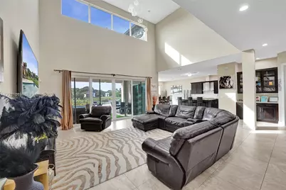 6804 N Stillwater Shores Dr, Davie, FL 33314 - Photo 17