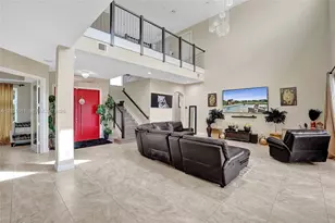 6804 N Stillwater Shores Dr, Davie, FL 33314 - Photo 13