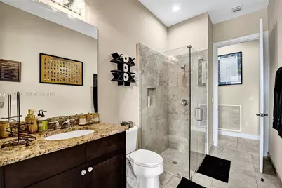 6804 N Stillwater Shores Dr, Davie, FL 33314 - Photo 27