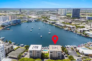 120 Golden Isles Dr, Hallandale Beach, FL 33009 - Photo 21