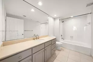 2000 N Bayshore Dr, Miami, FL 33137 - Photo 23