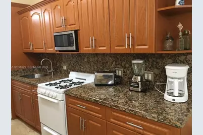 6490 Collins Ave #3, Miami Beach, FL 33141 - Photo 27