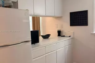 1308 Drexel Ave, Miami Beach, FL 33139 - Photo 11