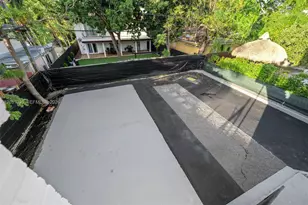1721 SW 13th St, Miami, FL 33145 - Photo 17