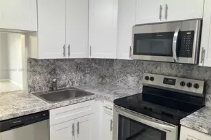 2801 NW 47th Terrace, Lauderdale Lakes, FL 33313 - Photo 25