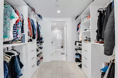 701 Brickell Key Blvd #1506, Miami, FL 33131 - Photo 17