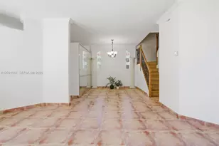 2160 NW 188th Terrace, Pembroke Pines, FL 33029 - Photo 9