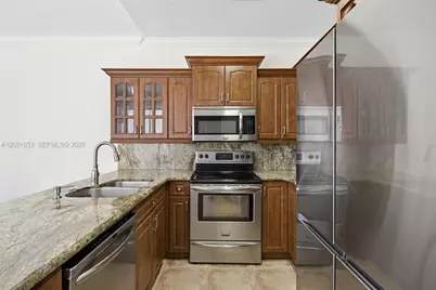 2160 NW 188th Ter, Pembroke Pines, FL 33029 - Photo 17