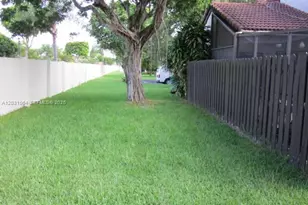 9082 SW 112th Pl, Miami, FL 33176 - Photo 25